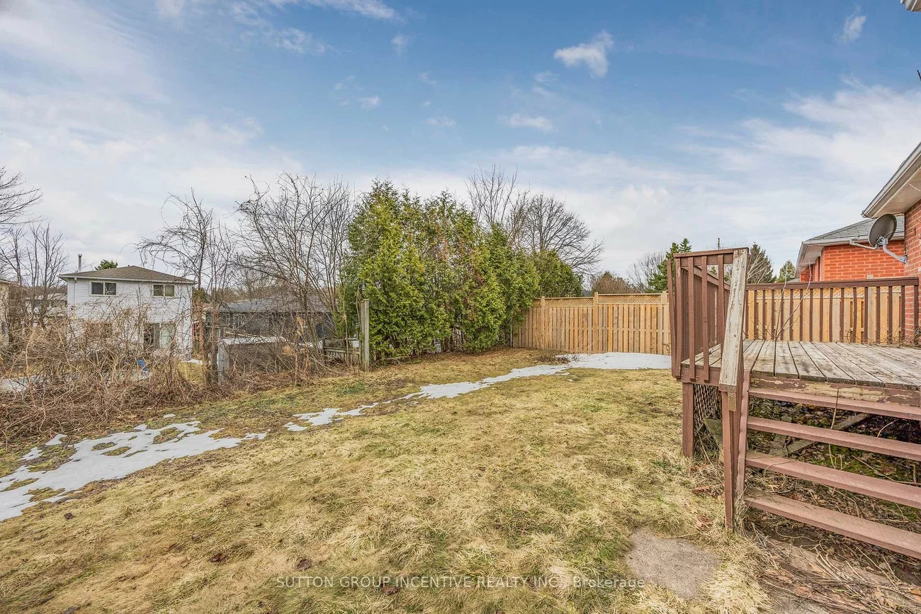 169, Livingstone, West Bayfield, Barrie