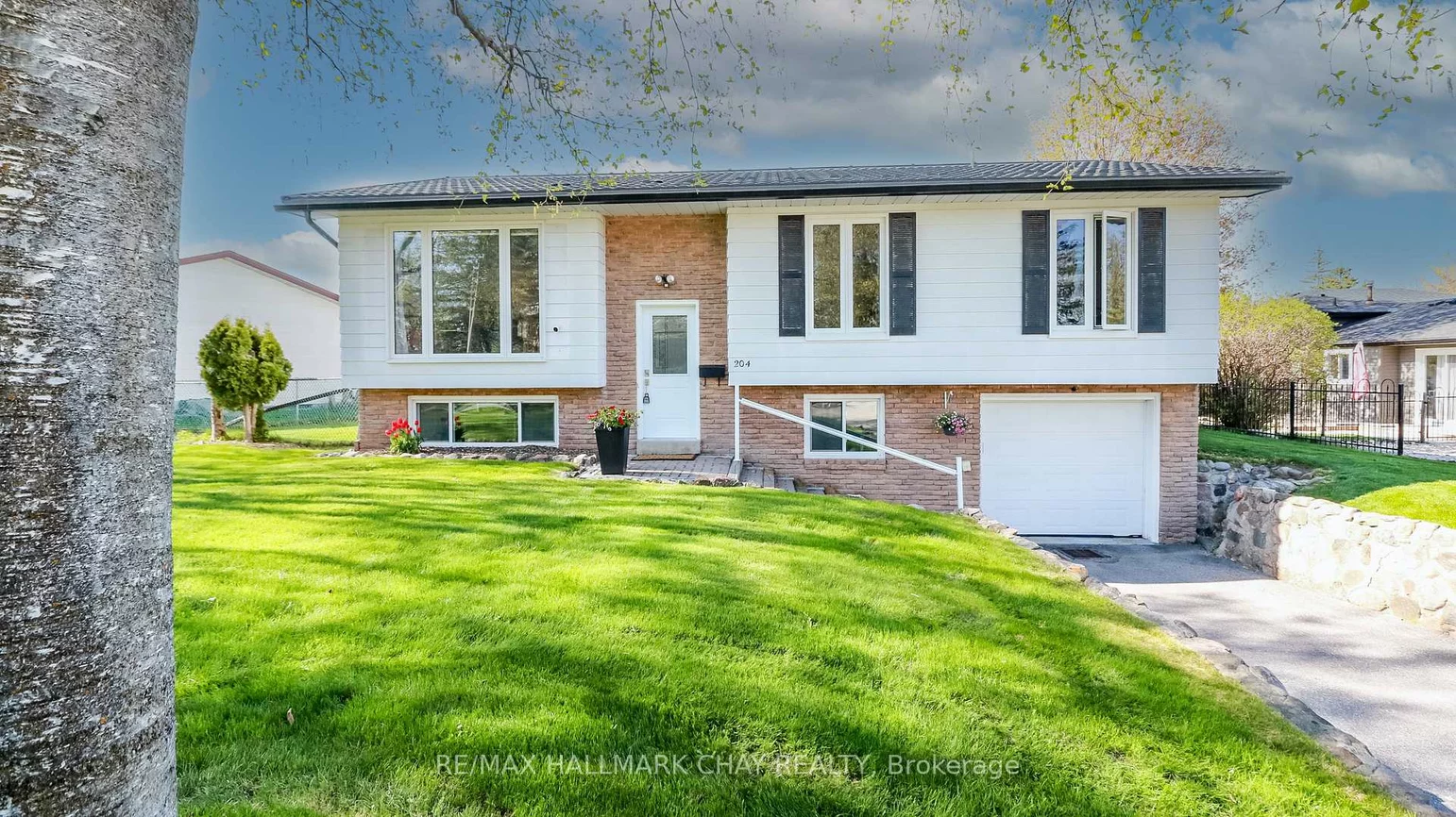 204, Cherry, Bayshore, Barrie