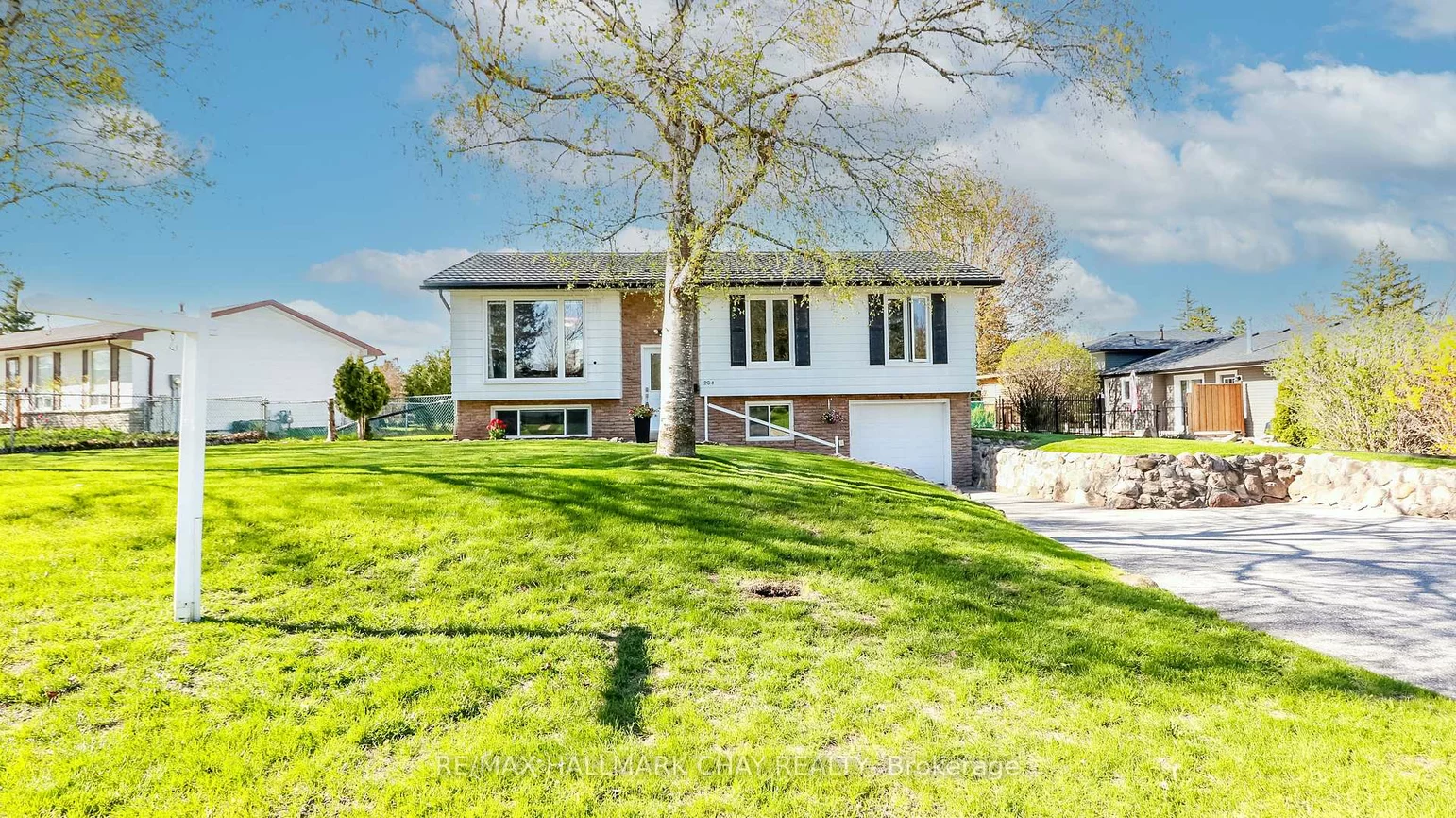 204, Cherry, Bayshore, Barrie