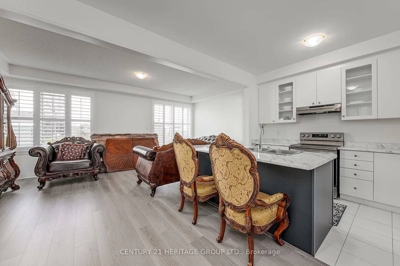 69, Kirkwood, Painswick South, Barrie