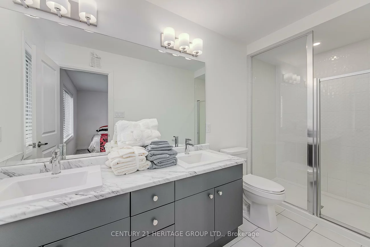 69, Kirkwood, Painswick South, Barrie