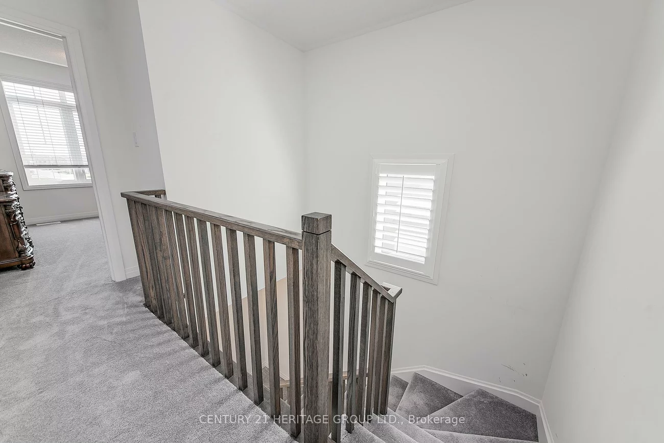 69, Kirkwood, Painswick South, Barrie