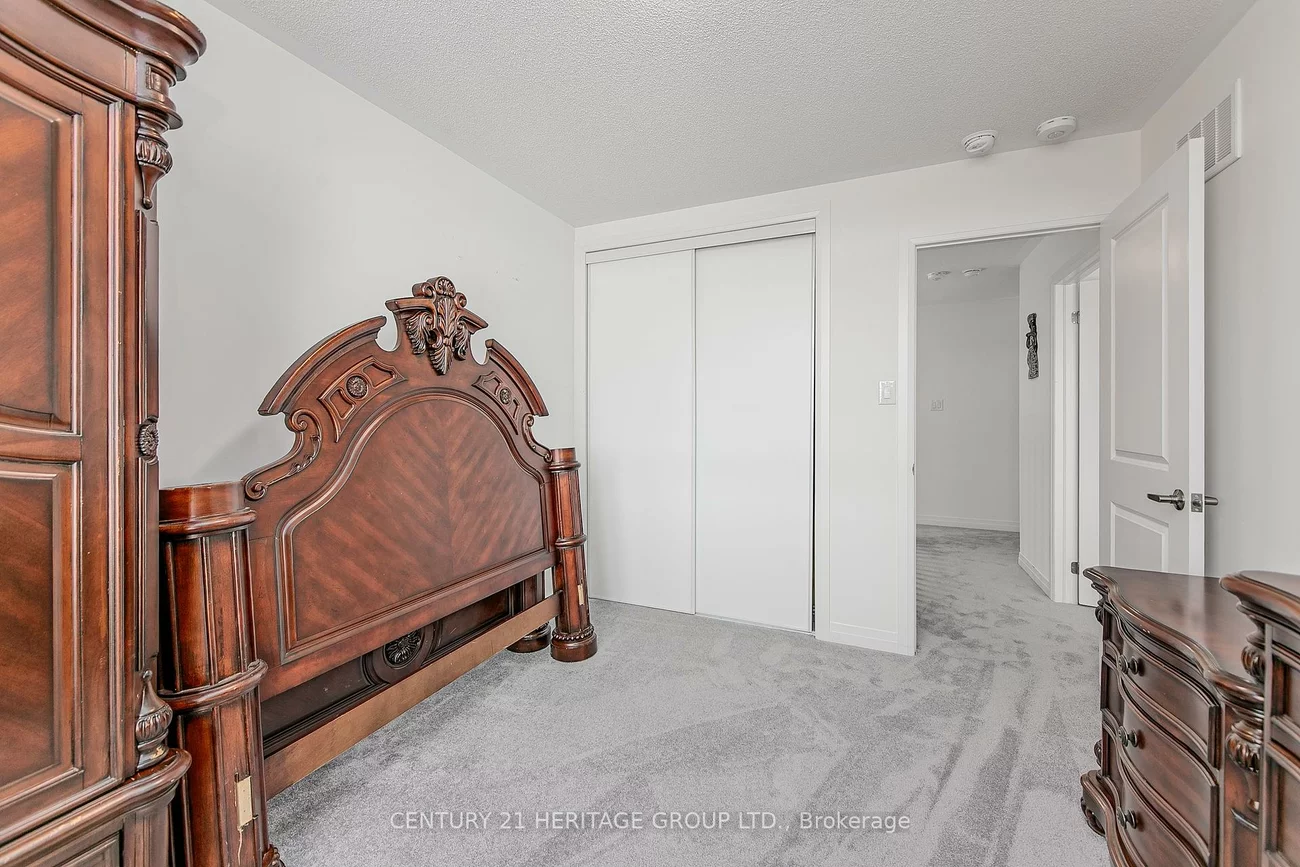 69, Kirkwood, Painswick South, Barrie