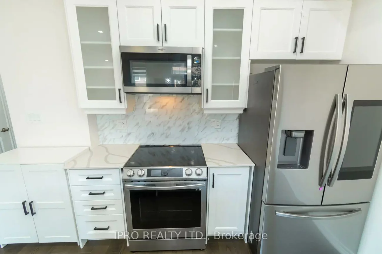 34, Valleybrook, Innis-Shore, Barrie