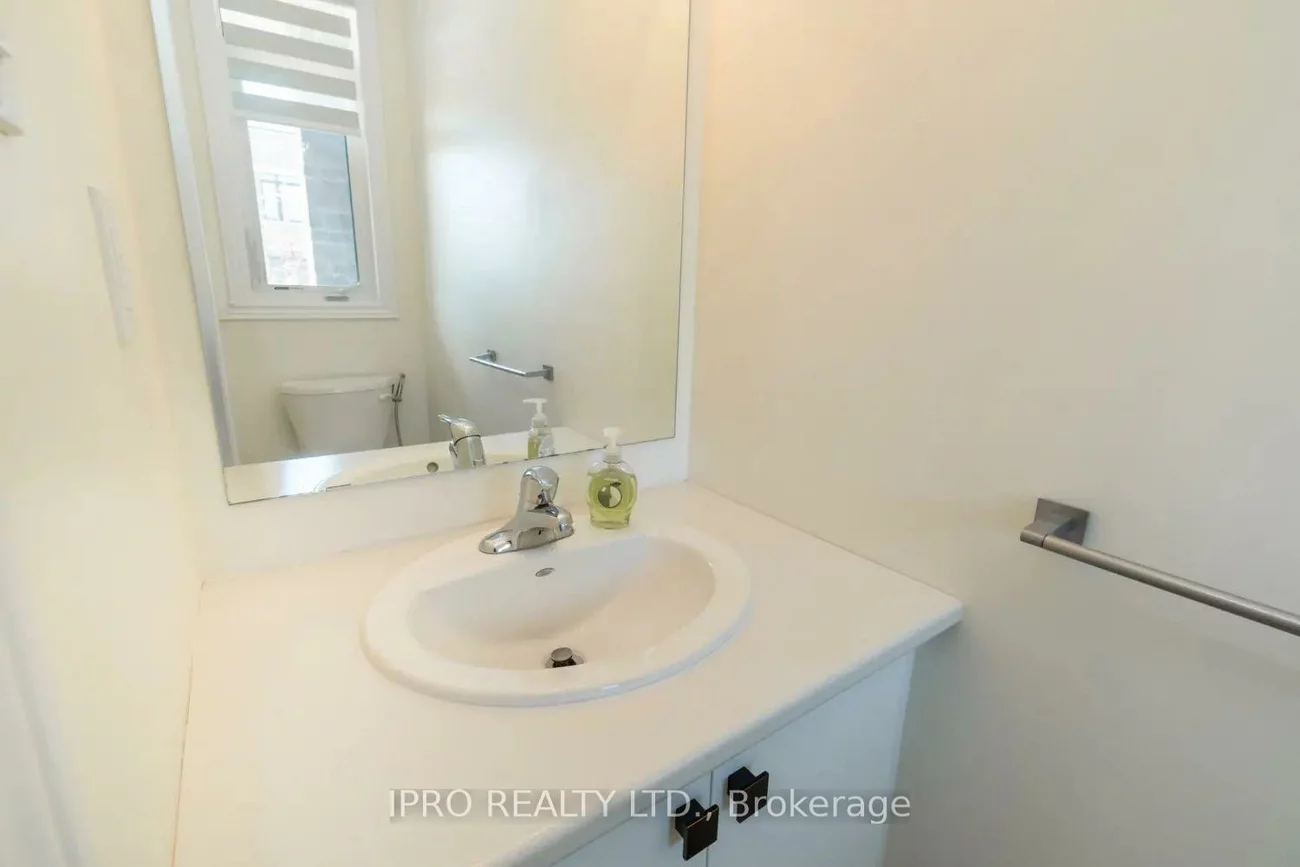 34, Valleybrook, Innis-Shore, Barrie