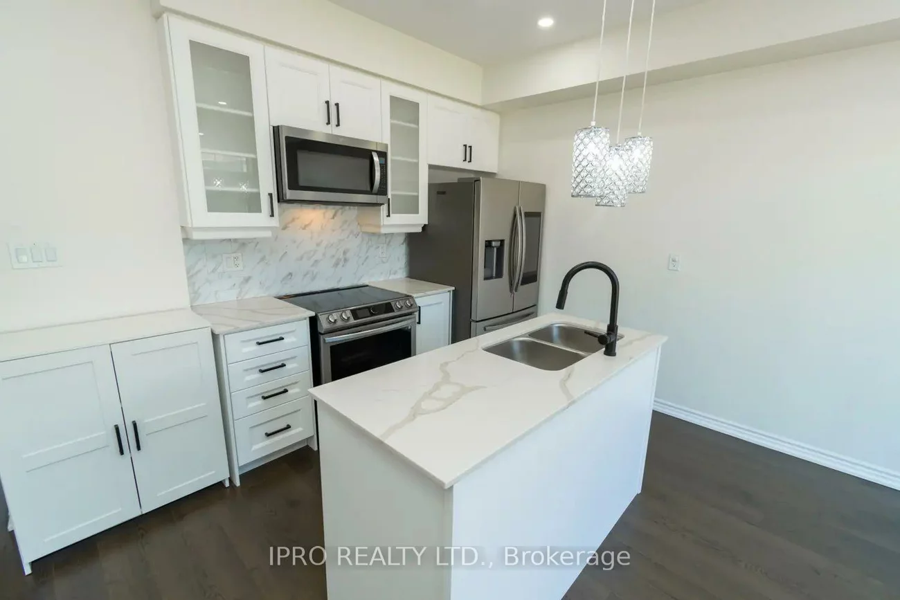 34, Valleybrook, Innis-Shore, Barrie