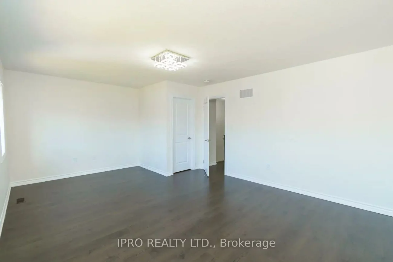 34, Valleybrook, Innis-Shore, Barrie