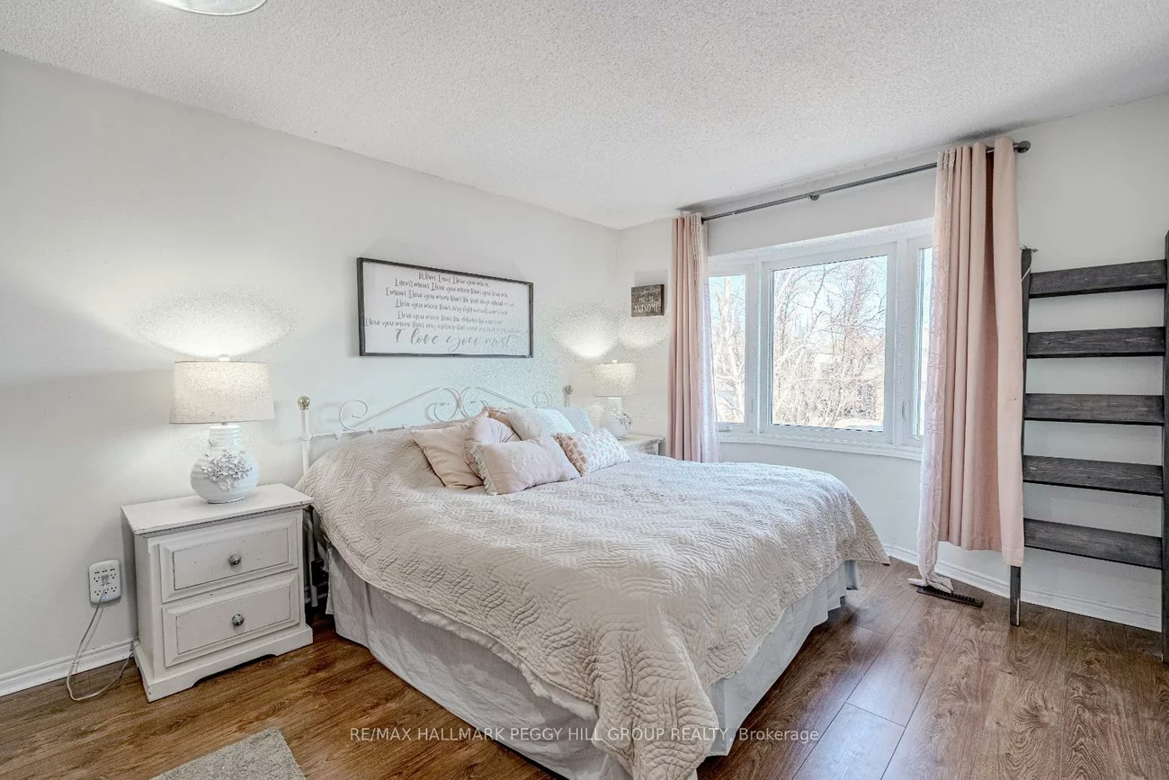 256, Hickling, Grove East, Barrie