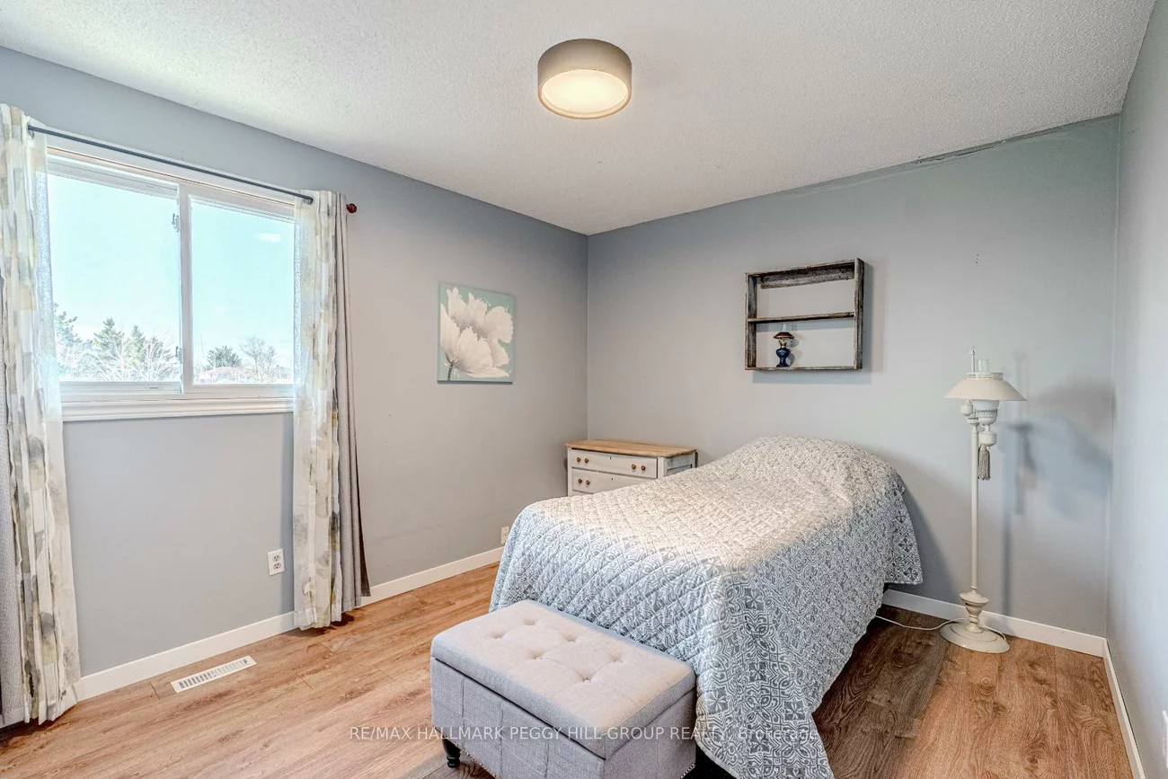 256, Hickling, Grove East, Barrie