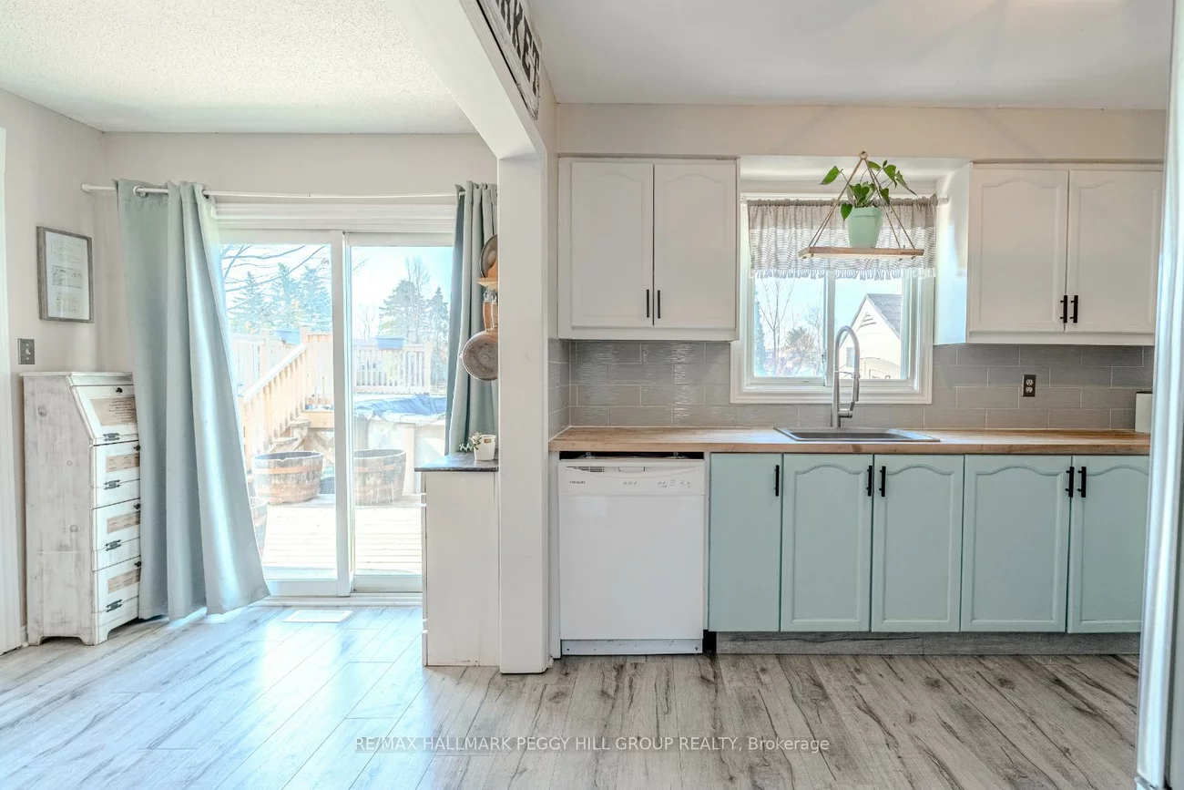 256, Hickling, Grove East, Barrie