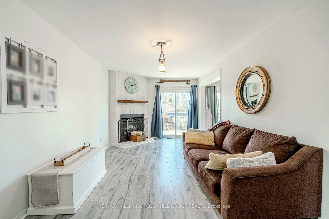 256, Hickling, Grove East, Barrie