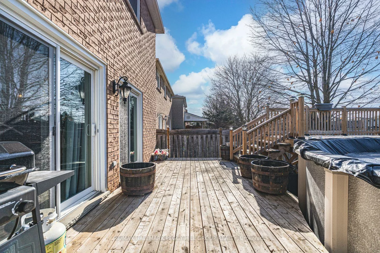256, Hickling, Grove East, Barrie