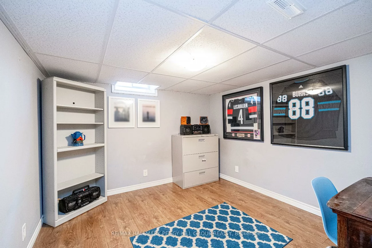 256, Hickling, Grove East, Barrie