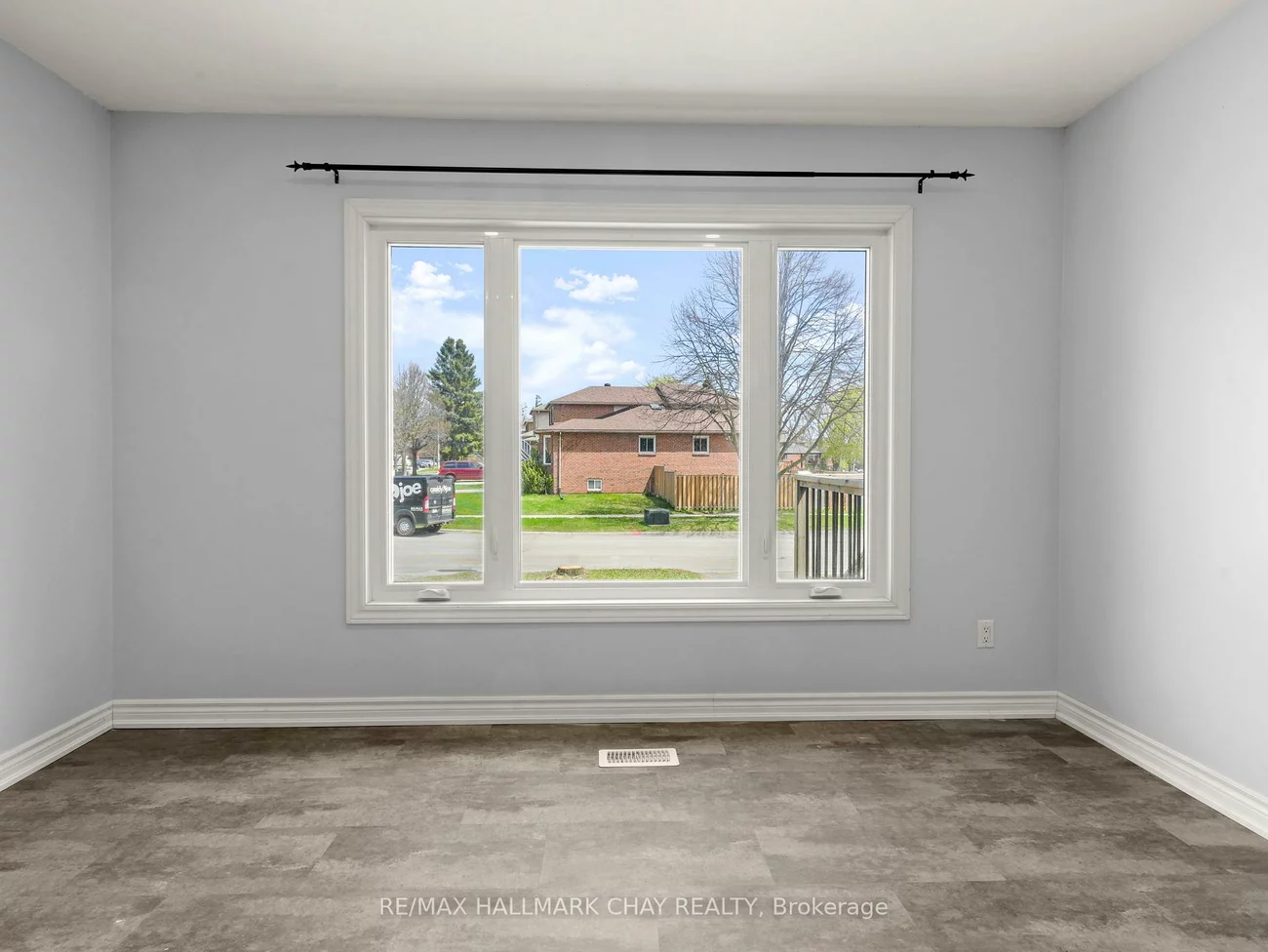 40, Engel, Letitia Heights, Barrie