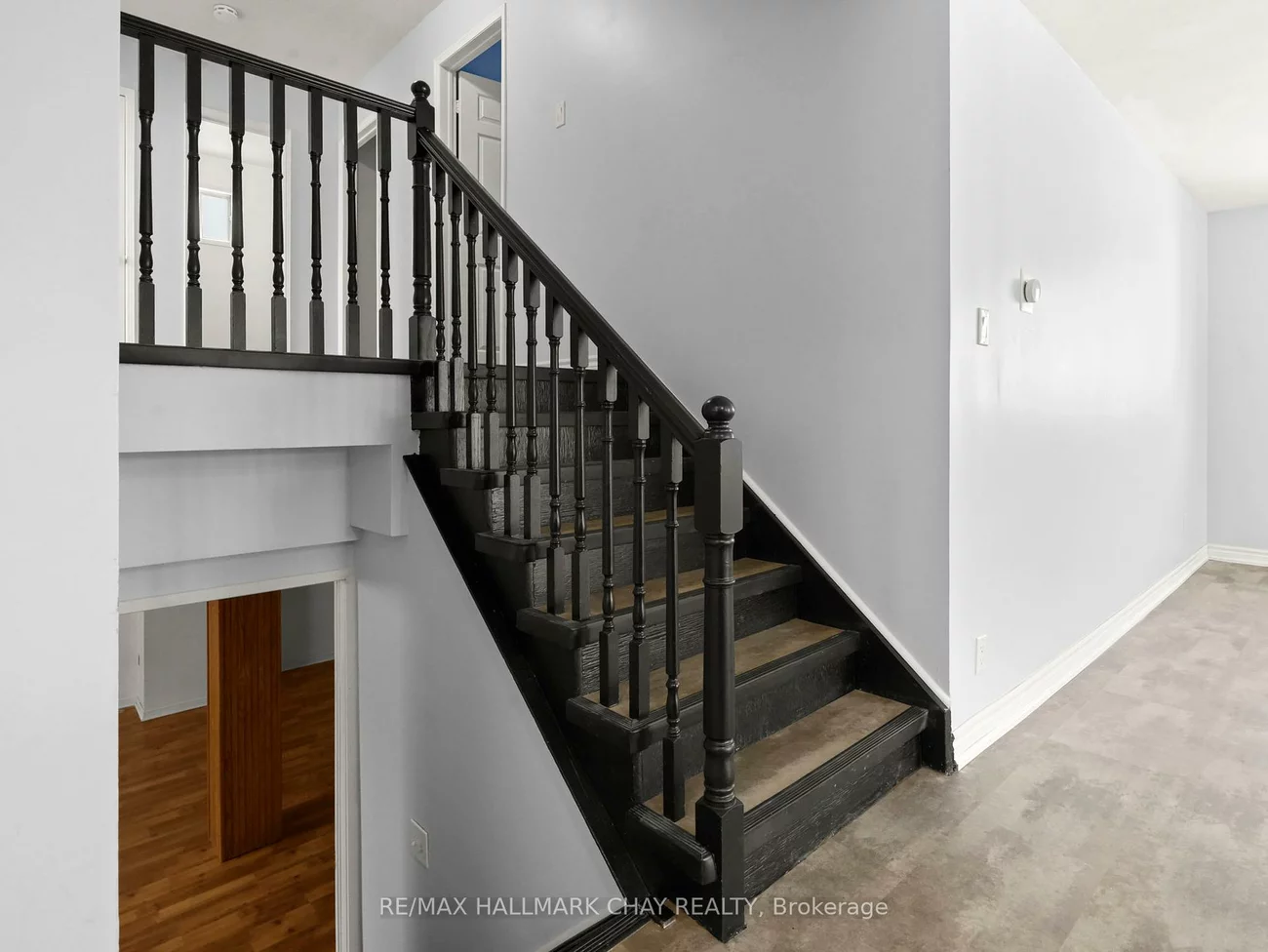 40, Engel, Letitia Heights, Barrie