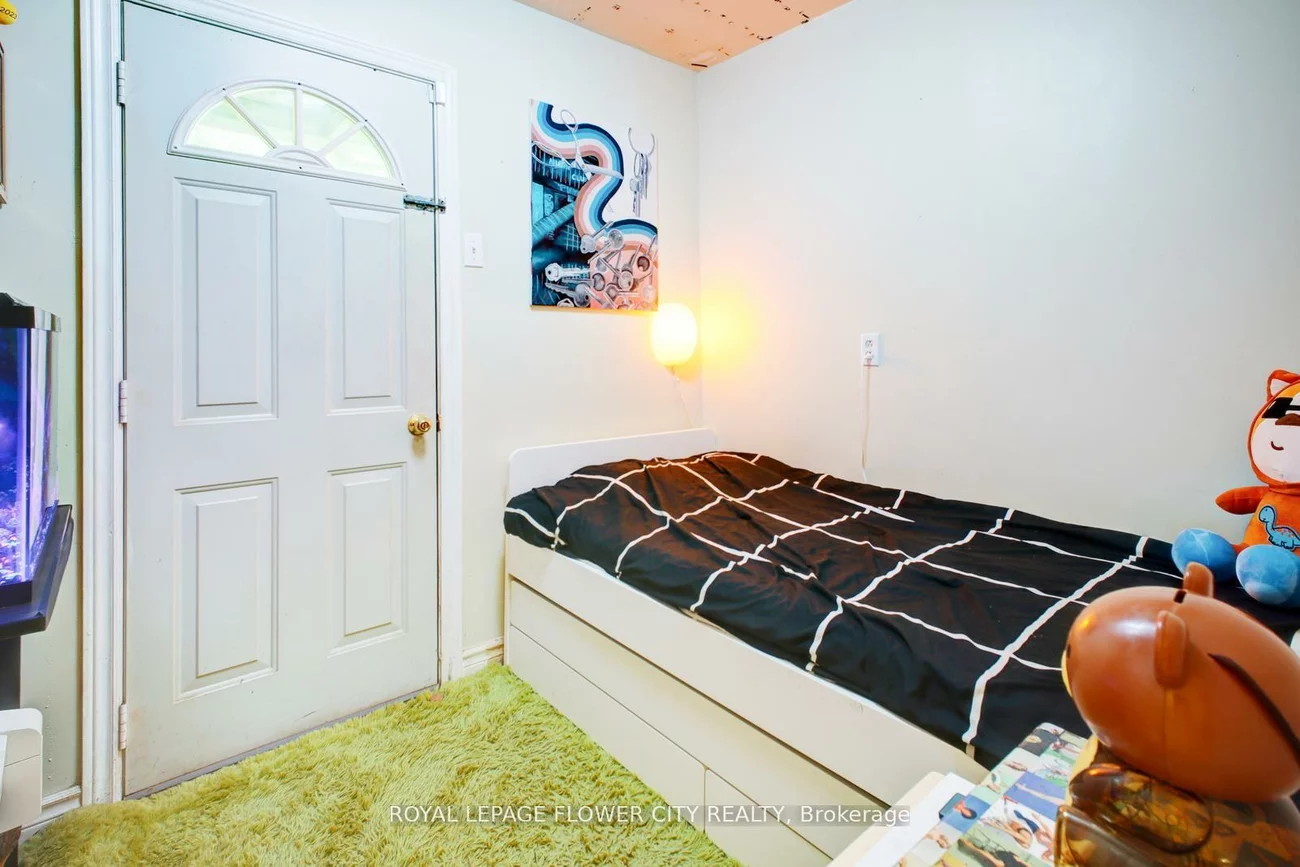 30, North, Wellington, Barrie