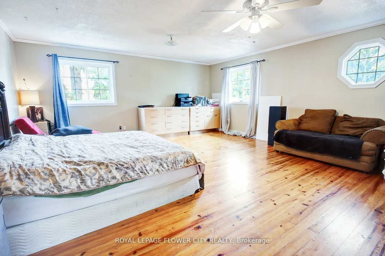 30, North, Wellington, Barrie