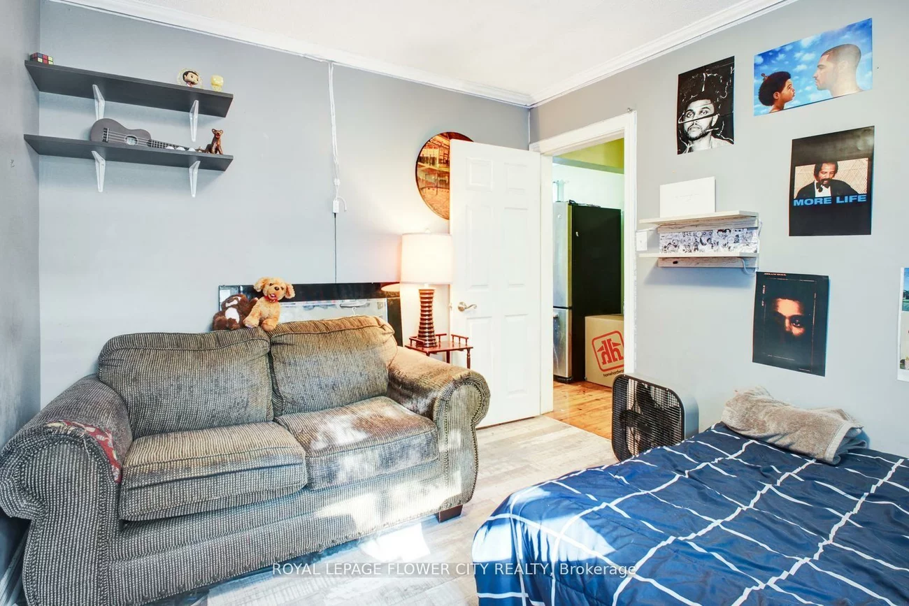30, North, Wellington, Barrie