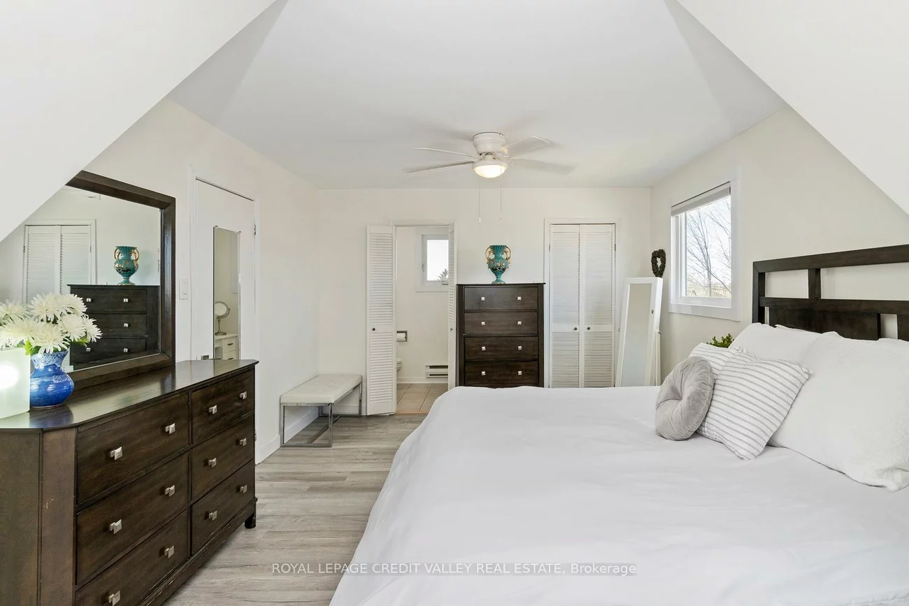 13, Kinzie, Grove East, Barrie