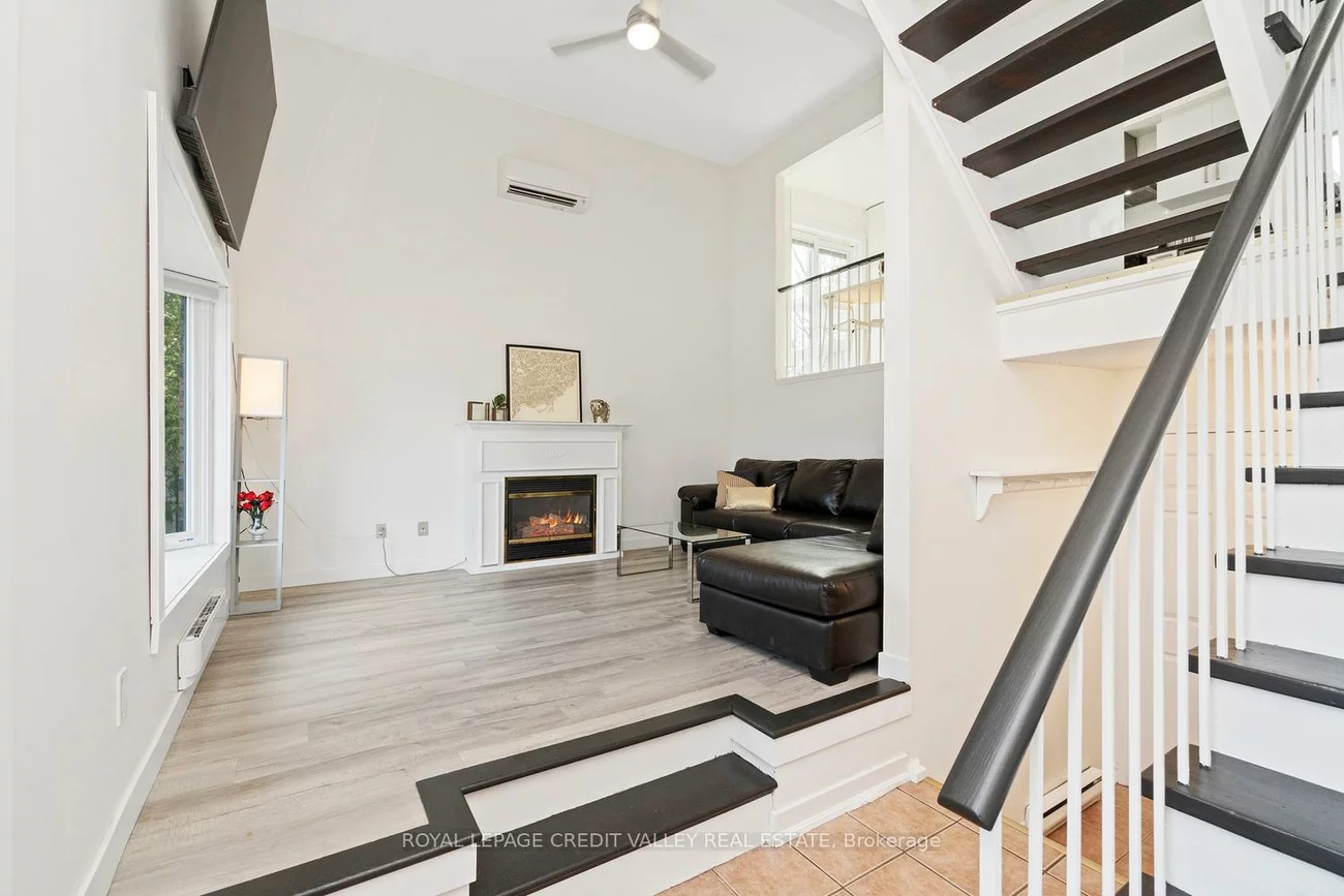 13, Kinzie, Grove East, Barrie