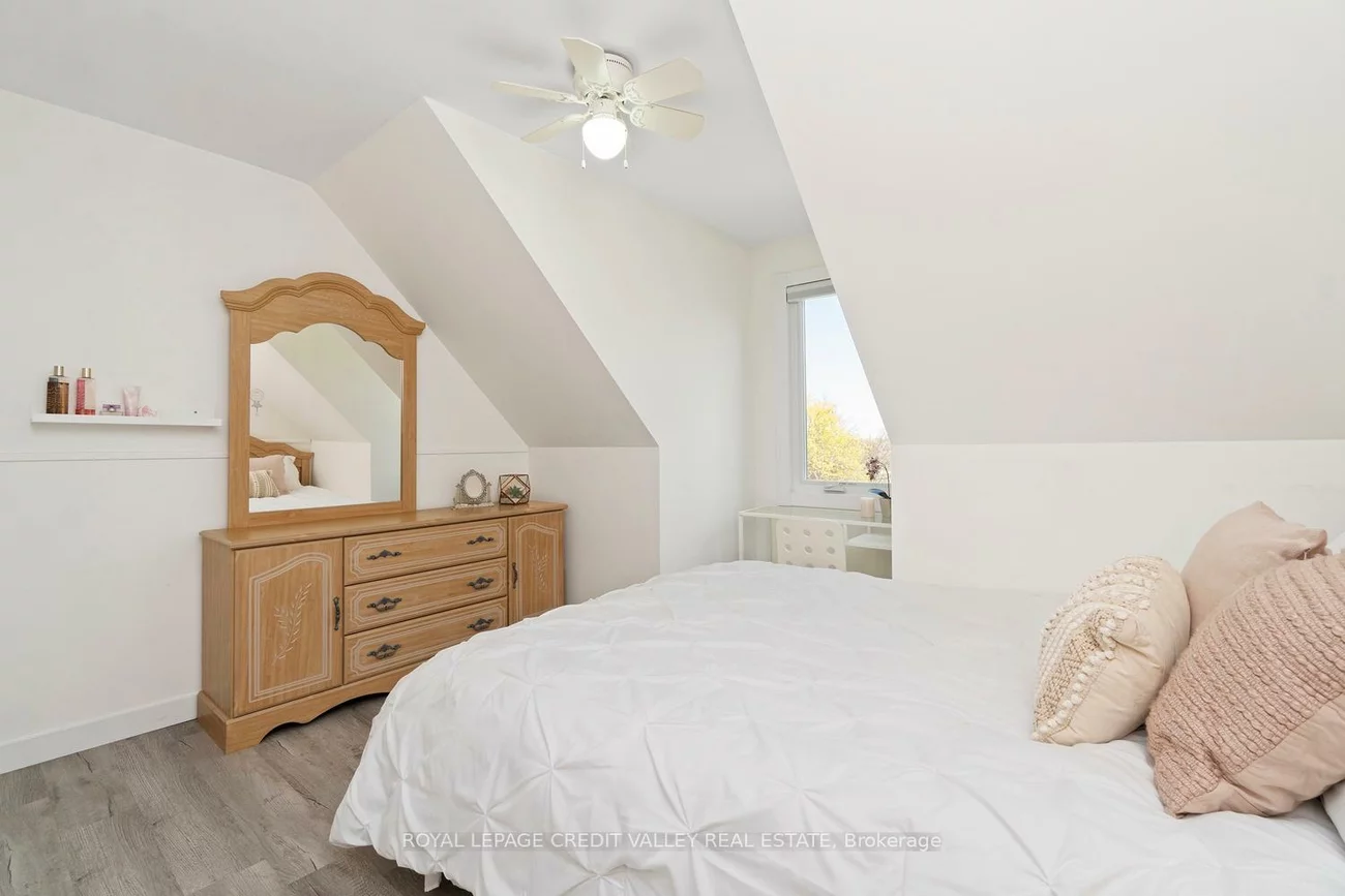 13, Kinzie, Grove East, Barrie