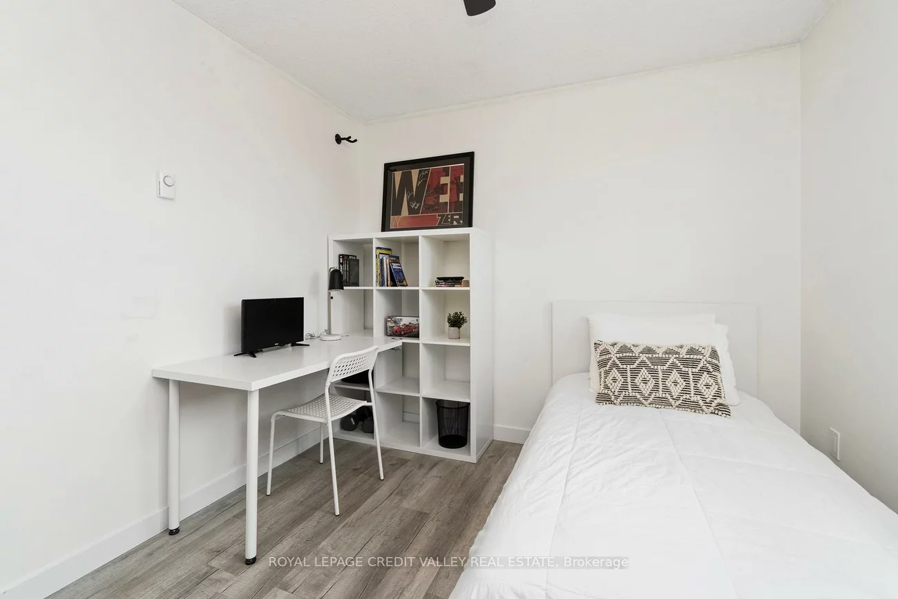 13, Kinzie, Grove East, Barrie