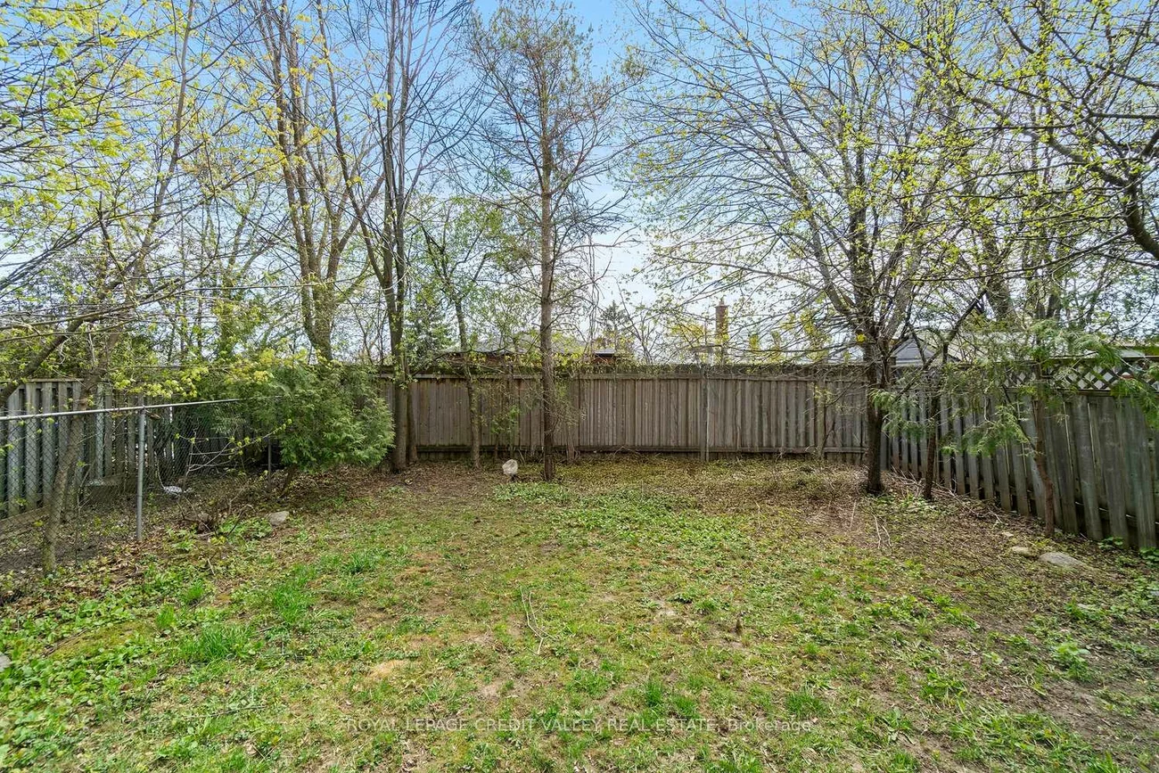 13, Kinzie, Grove East, Barrie