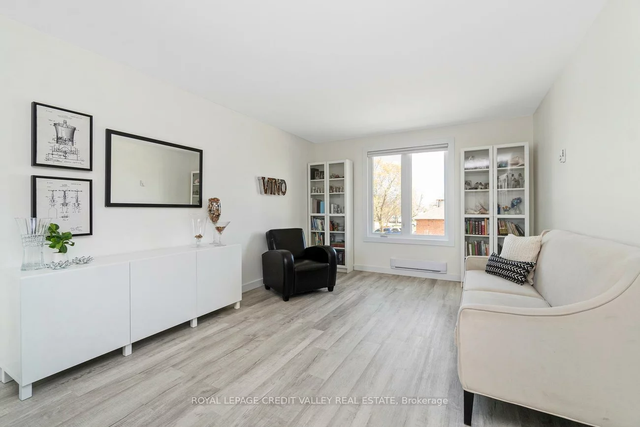 13, Kinzie, Grove East, Barrie