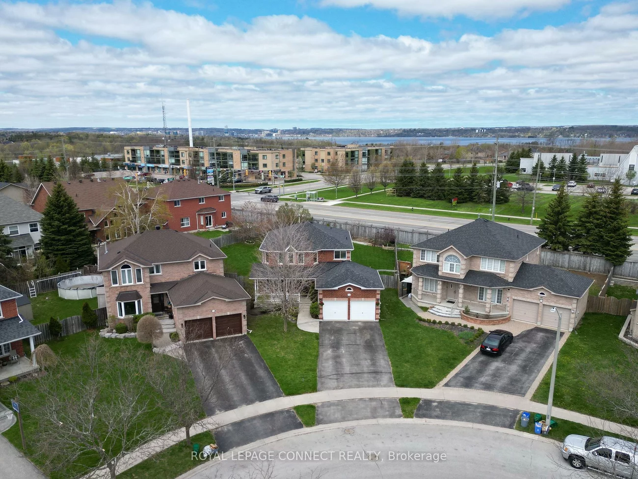 32, Prince George, Innis-Shore, Barrie