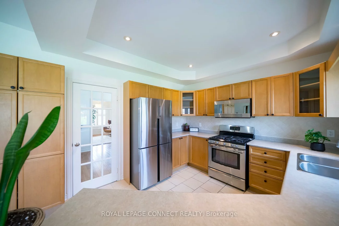 32, Prince George, Innis-Shore, Barrie
