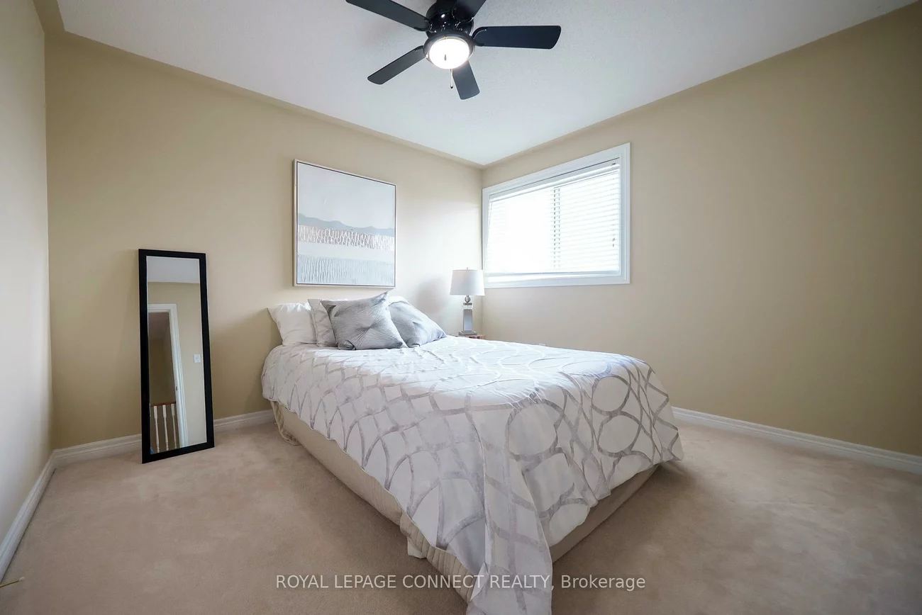 32, Prince George, Innis-Shore, Barrie