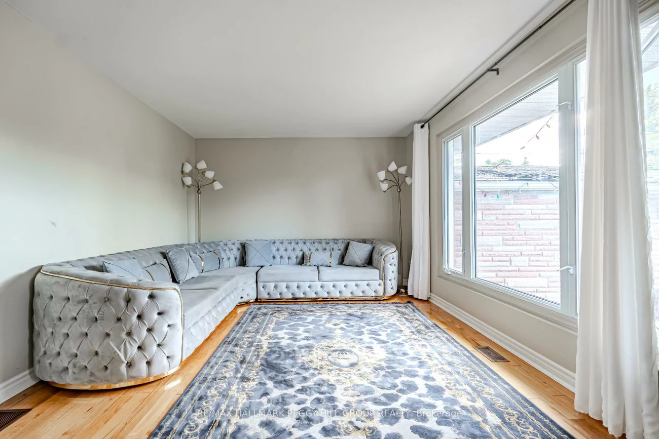215, Phillips, Ardagh, Barrie