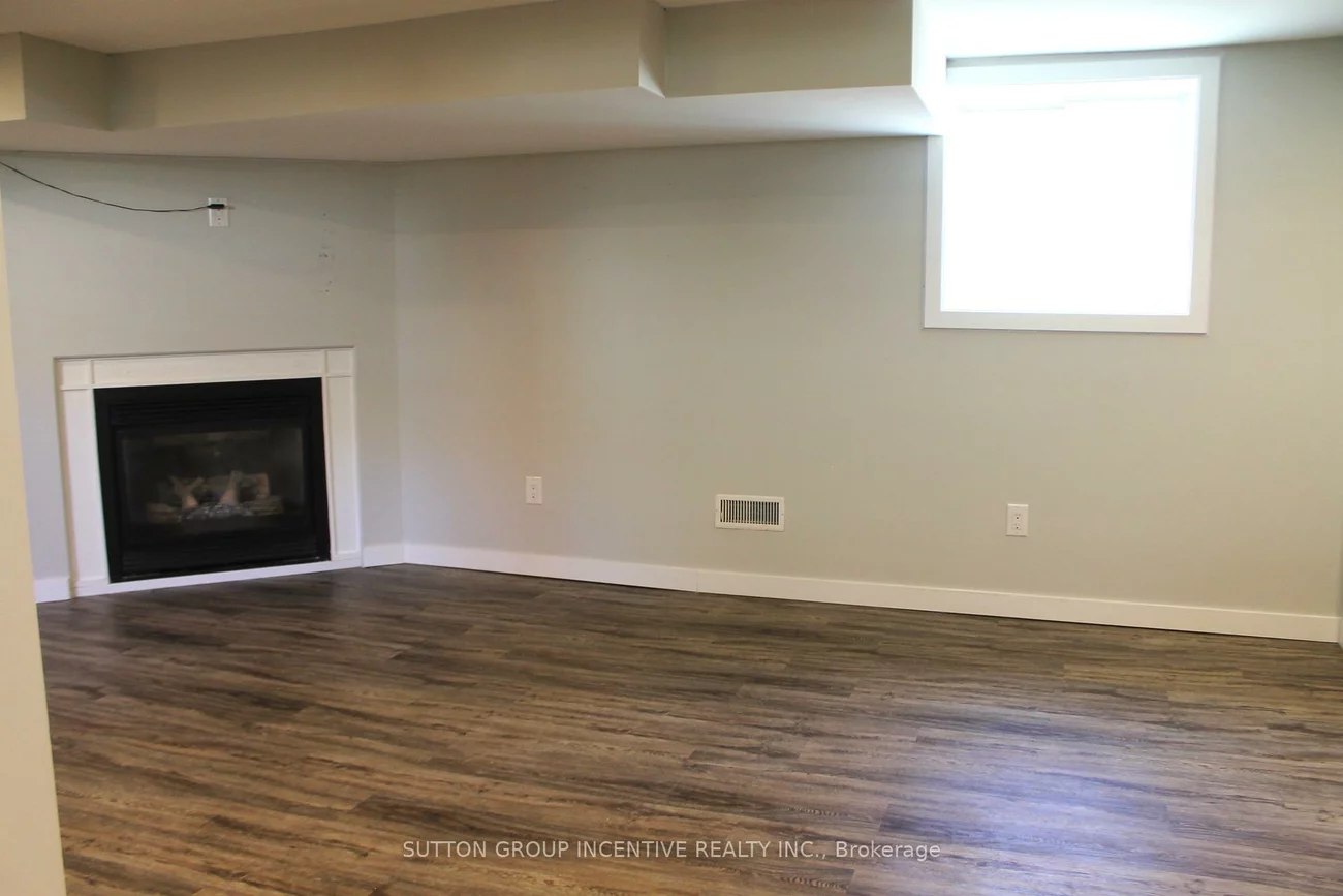 147, Codrington, Codrington, Barrie