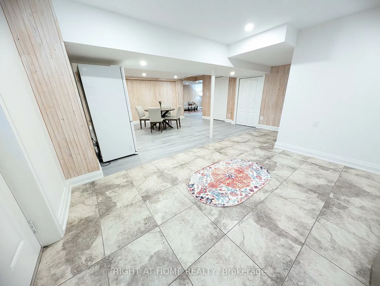 16, Imperial Crown, Innis-Shore, Barrie
