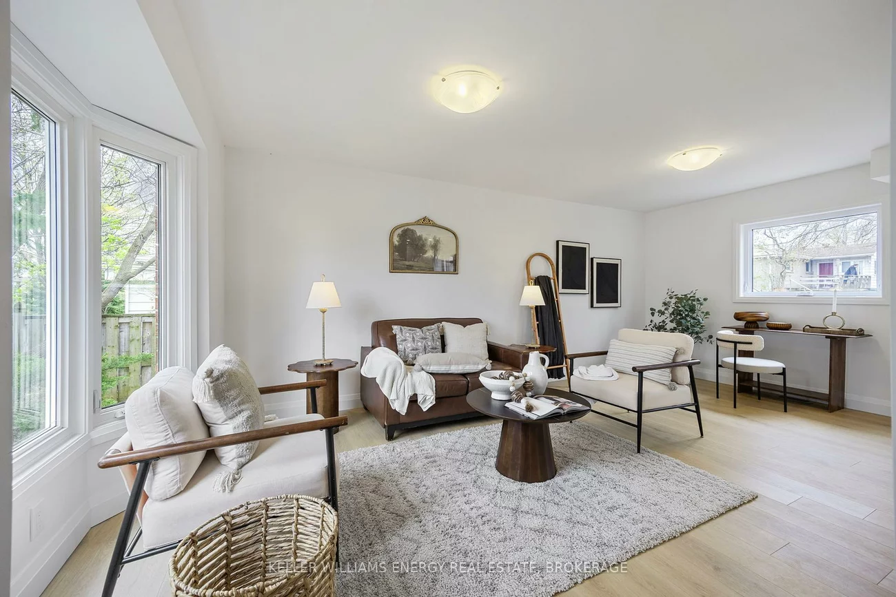 8, Heath, Cundles East, Barrie