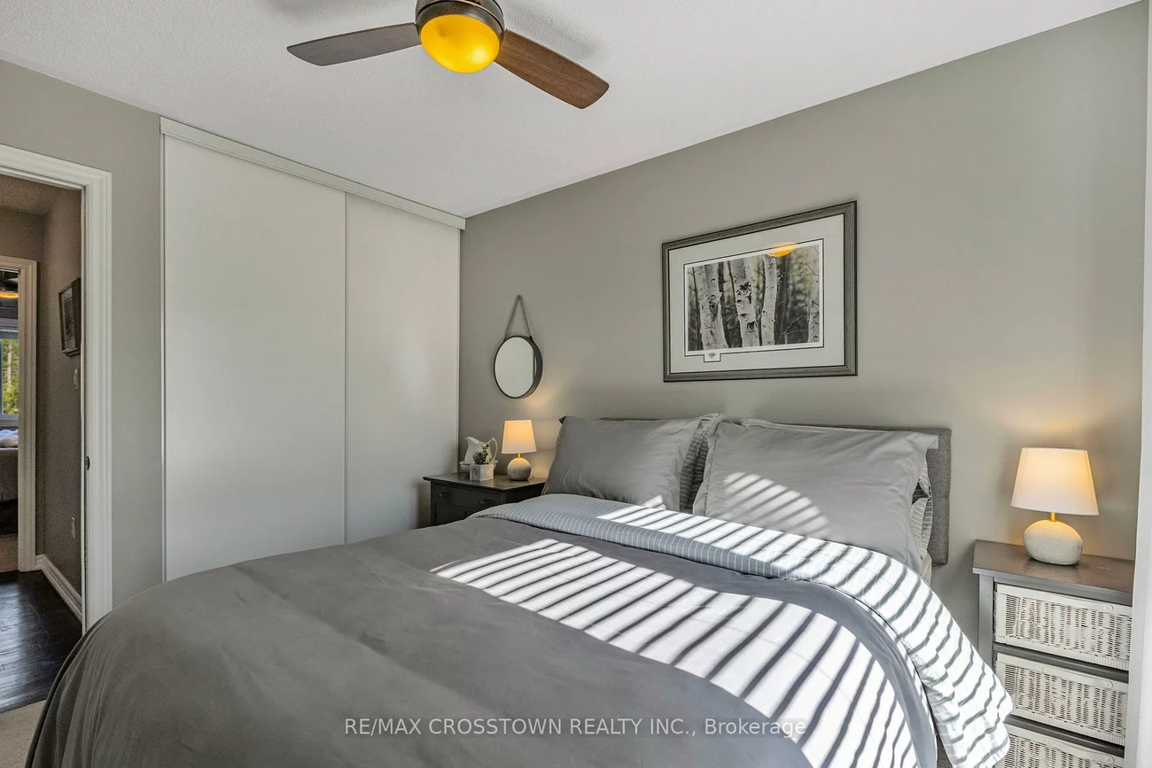 40, Country, Painswick South, Barrie