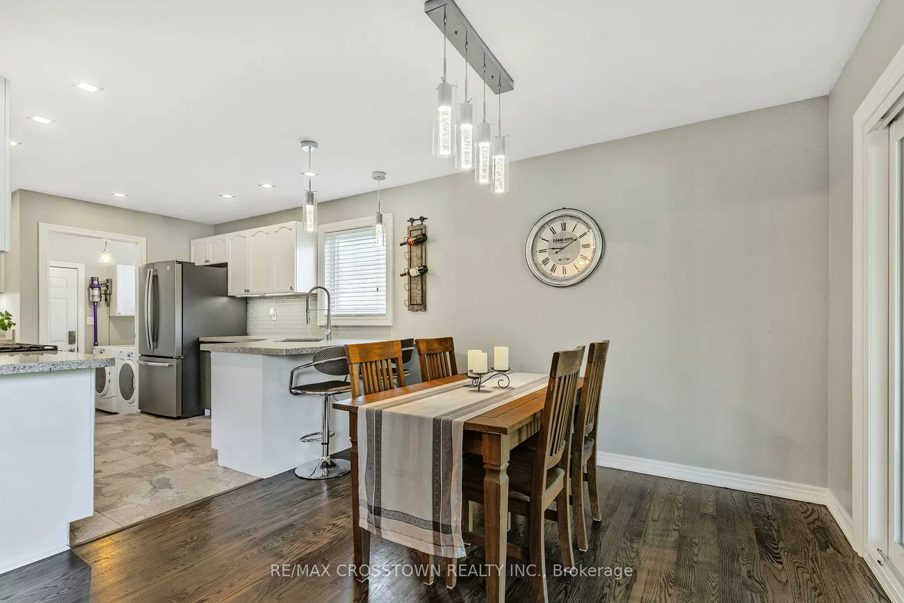 40, Country, Painswick South, Barrie