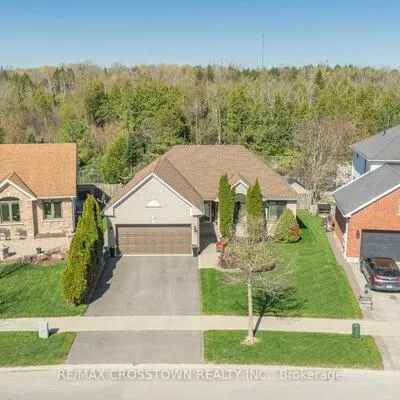 40, Country, Painswick South, Barrie