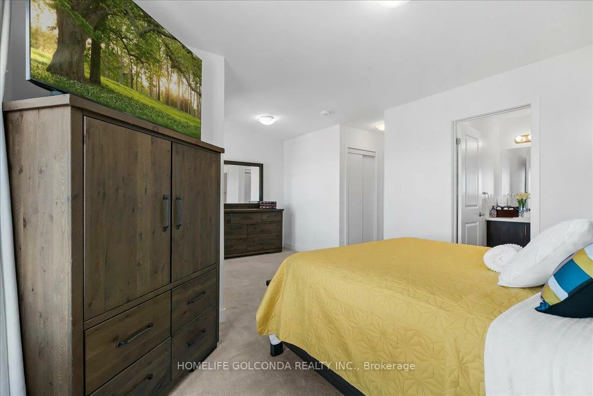 9, Evergreen, Painswick South, Barrie