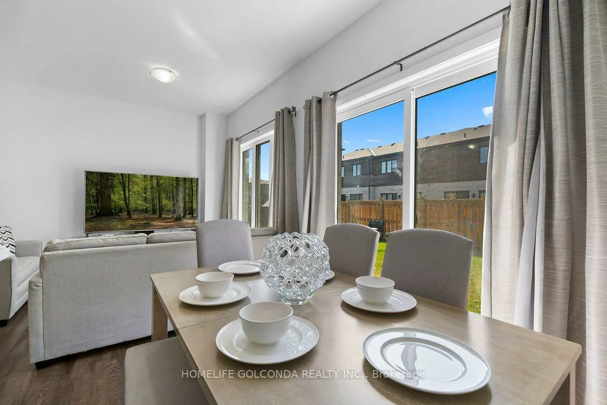 9, Evergreen, Painswick South, Barrie