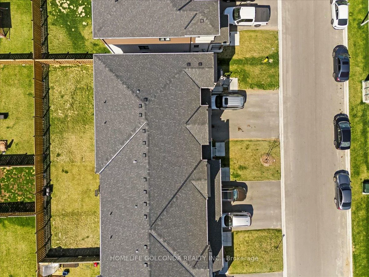 9, Evergreen, Painswick South, Barrie