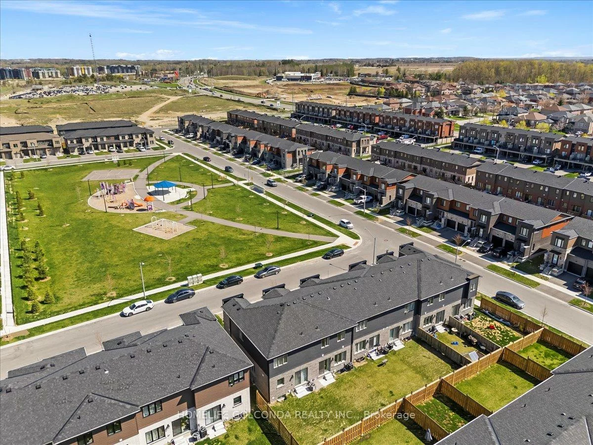 9, Evergreen, Painswick South, Barrie