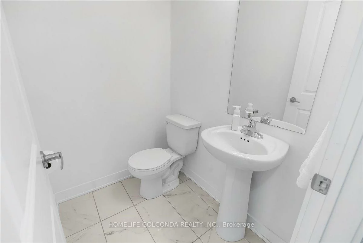 9, Evergreen, Painswick South, Barrie