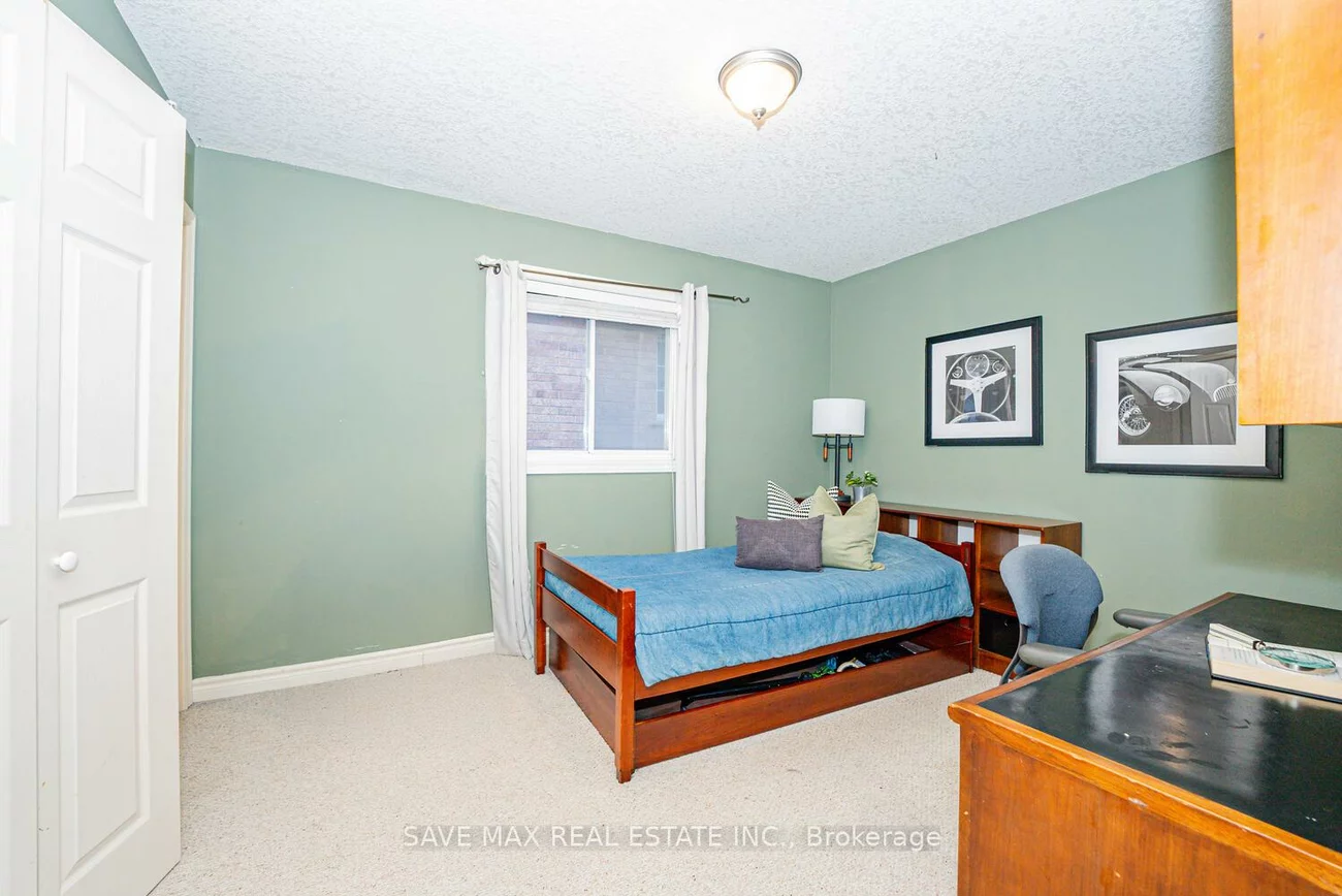 77, Sovereign's, Innis-Shore, Barrie
