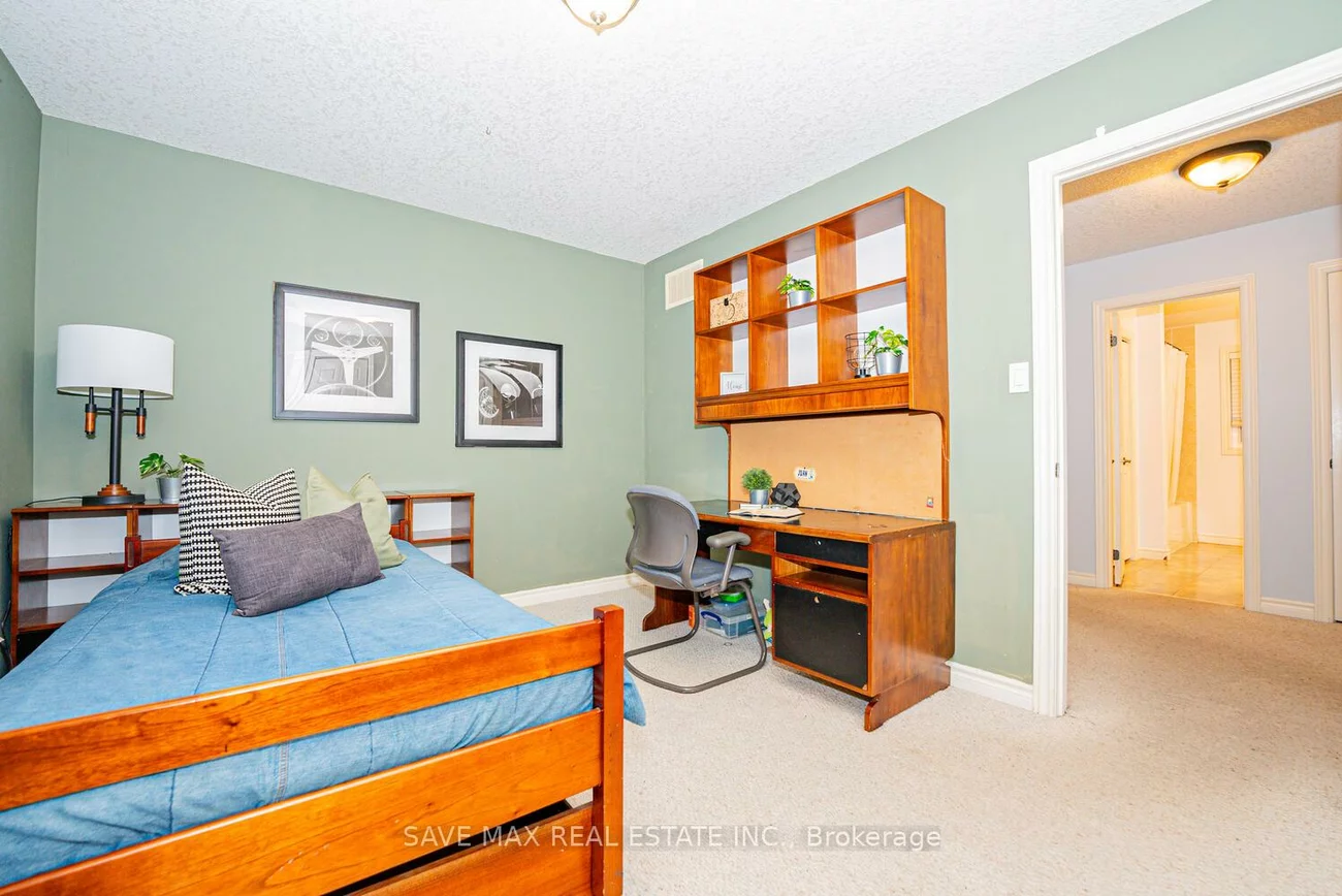 77, Sovereign's, Innis-Shore, Barrie