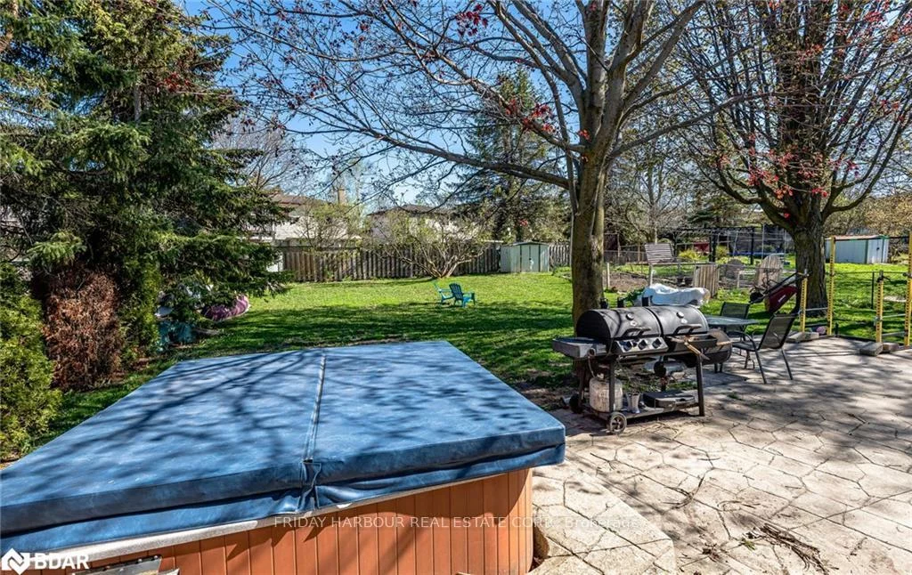 9, MEADOWLAND, Allandale Heights, Barrie