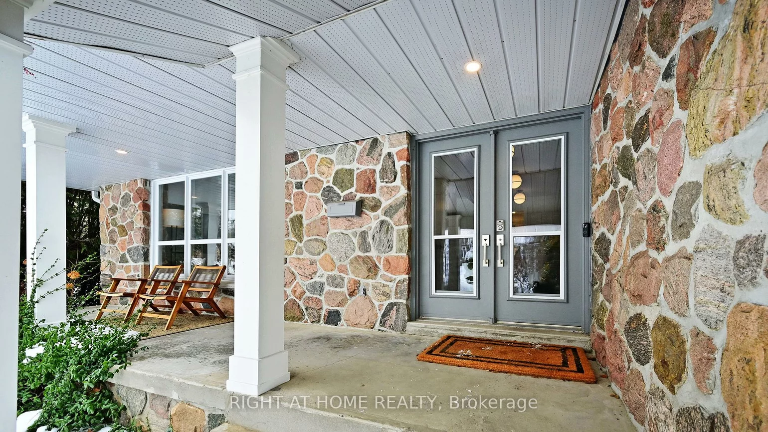 127, Puget, Codrington, Barrie
