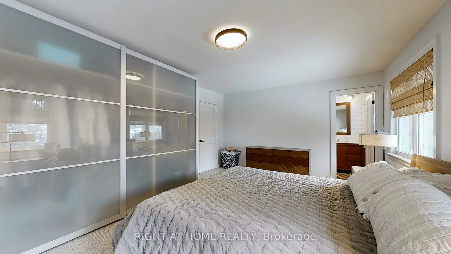127, Puget, Codrington, Barrie