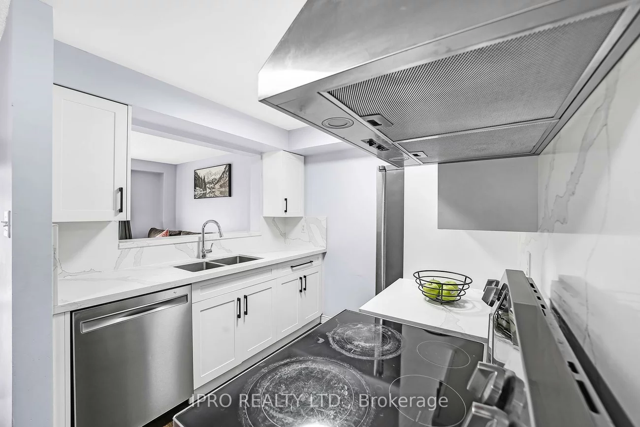 313, Dunsmore, Georgian Drive, Barrie