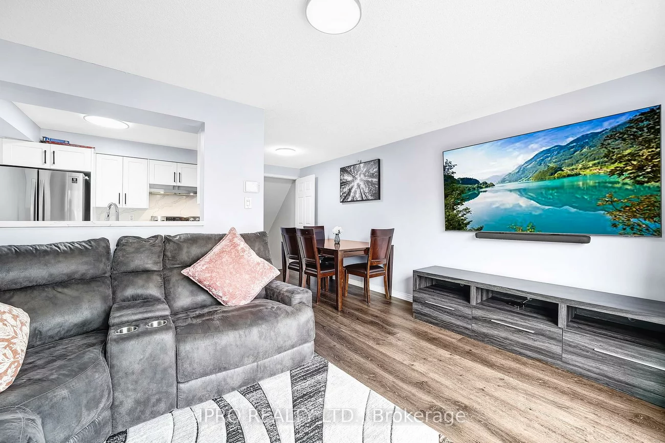 313, Dunsmore, Georgian Drive, Barrie